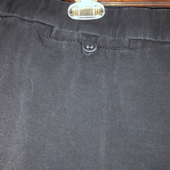 Chico’s Black Capris with Pockets front zip size 3 or XL 16 - Picture 4 of 9